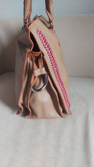 กระเป๋าถือ Loewe ลิมิเดต สีสวยมาก รูปที่ 2