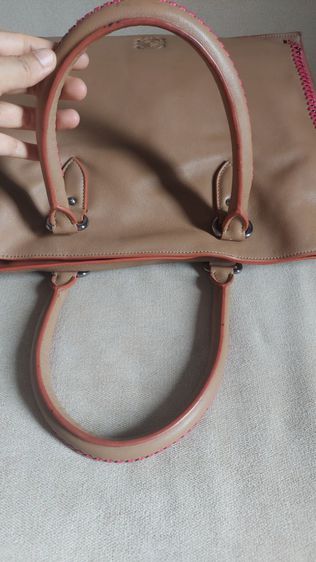 กระเป๋าถือ Loewe ลิมิเดต สีสวยมาก รูปที่ 10