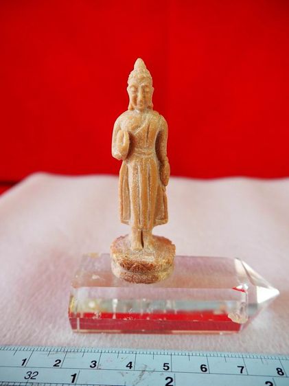 พระพุทธรูป แกะจากหินพระธาตุ พระปางลีลา รูปที่ 2