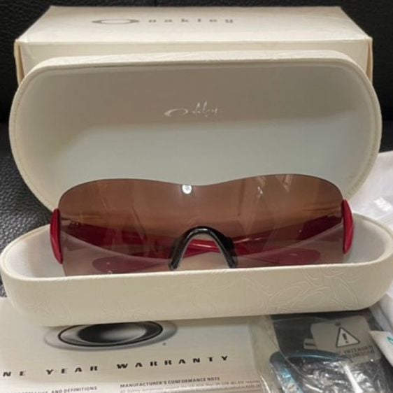 Oakley Miss Conduct Sunglasses Red รูปที่ 1
