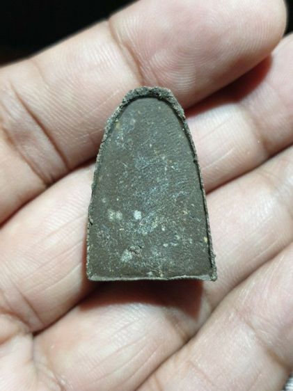 หลวงปู่ทวดเนื้อว่าน ตอกโค๊ตใต้ฐาน ไม่ทราบวัดและปีที่ออก เนื้อจัดจ้านได้อายุ ขายเหมา 6 องค์ สภาพสวยทุกองค์ รูปที่ 9