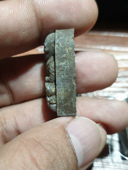 หลวงปู่ทวดเนื้อว่าน ตอกโค๊ตใต้ฐาน ไม่ทราบวัดและปีที่ออก เนื้อจัดจ้านได้อายุ ขายเหมา 6 องค์ สภาพสวยทุกองค์ รูปที่ 8