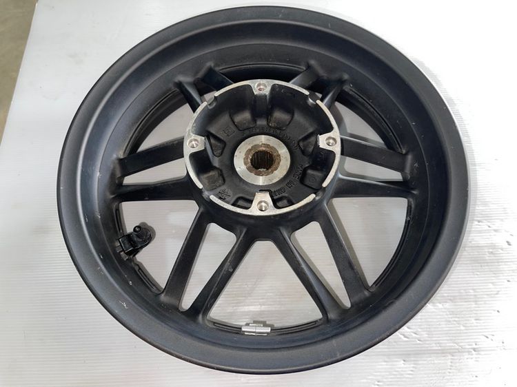 ล้อแม็กหลังforza300 แท้ สีดำ รูปที่ 3