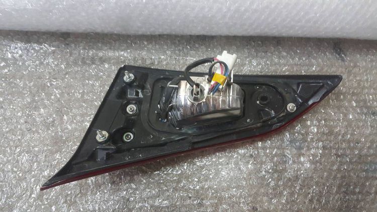 ไฟทับทิมฝาท้าย ยาริส รูปที่ 2