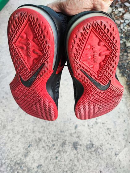 รองเท้า Nike Airmax แท้ 100  มือสอง เบอร์ 9 US สภาพยังใหม่  รูปที่ 4