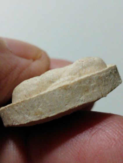 พระผงปิดตาหลวงพ่อคูณสร้างอุโบสถวัดบ้านไร่ปี๓๔ รูปที่ 6