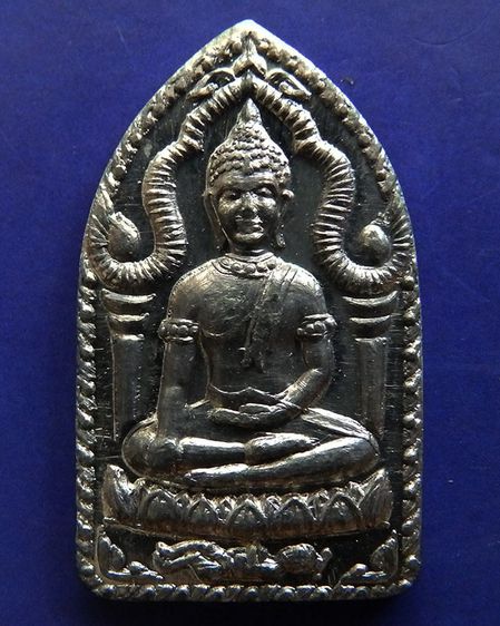 พระยอดขุนพลปั๊ม หลวงพ่อฑูรย์ วัดโพธินิมิตร เนื้อชินพิมพ์เล็ก พ.ศ. 2527 สูง 3 ซ.ม สร้างจากเนื้อชินกรุเก่าที่ชำรุดแตกหัก รูปที่ 17