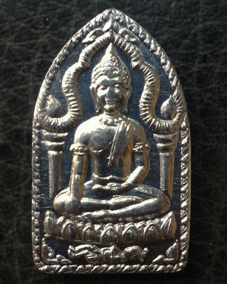 พระยอดขุนพลปั๊ม หลวงพ่อฑูรย์ วัดโพธินิมิตร เนื้อชินพิมพ์เล็ก พ.ศ. 2527 สูง 3 ซ.ม สร้างจากเนื้อชินกรุเก่าที่ชำรุดแตกหัก รูปที่ 5