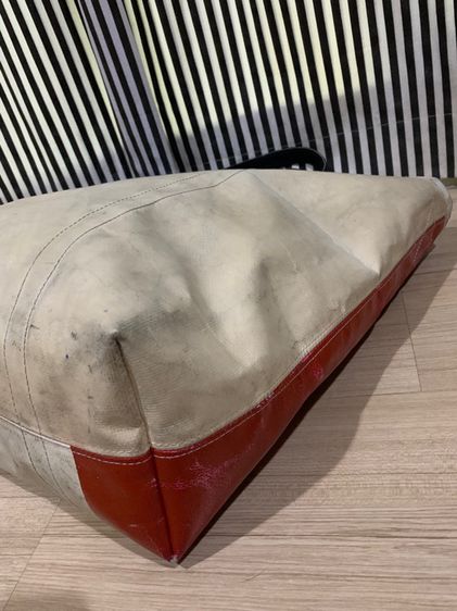 กระเป๋าสะพาย FREITAG รุ่น F74  BOB (เลิกผลิตแล้ว)  ปล่อยของสะสม สภาพใหม่ ลายสีธงชาติ ของแท้ 💯 รูปที่ 5