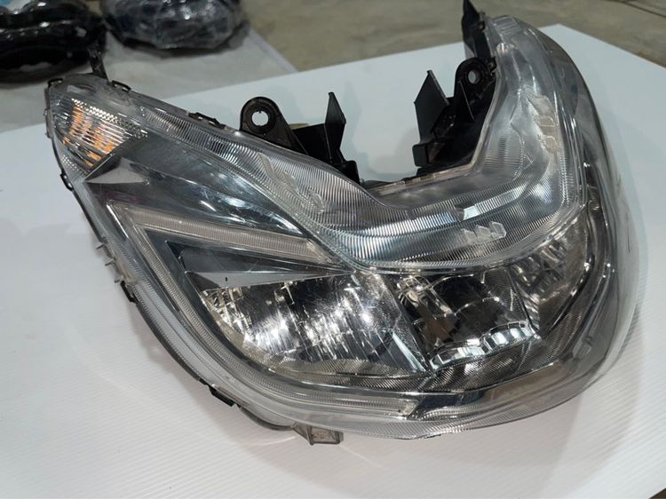 ไฟหน้าpcx150i ปี2015-2017 รูปที่ 2