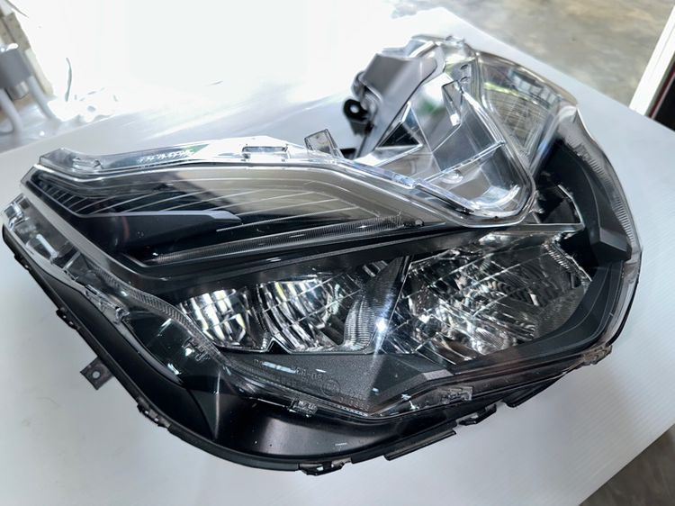 ไฟหน้าforza350 แท้ รูปที่ 5