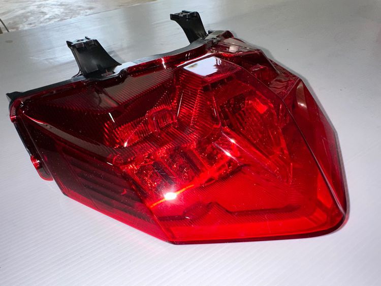 ไฟท้ายคลิก150i click125i แท้ ปี2018-2020 รูปที่ 2