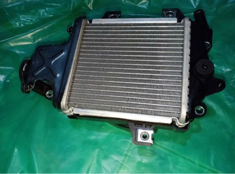 หม้อน้ำpcx150i คลิก150i click125i แท้ รูปที่ 11