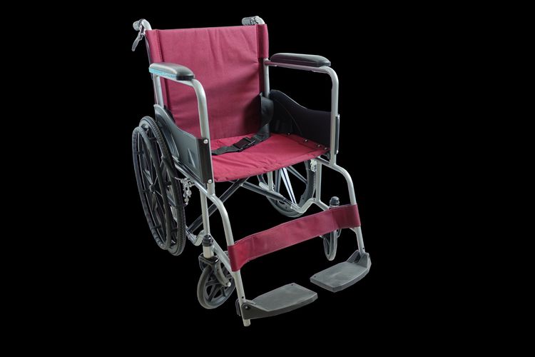  วีลแชร์ รถเข็น ผู้ป่วย เหล็กชุบ พับได้ พร้อมเบรคมือ Standard Foldable Wheelchair ║รับประกัน 1 ปี รูปที่ 3