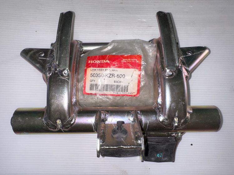 เหล็กยึดเครื่องคลิก125i click125i แท้ รหัสKZR รูปที่ 6