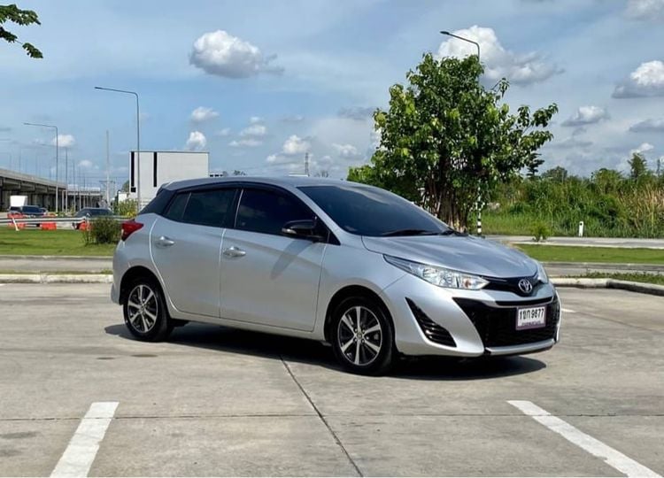 Toyota Yaris 2019 1.2 Mid Sedan เบนซิน ไม่ติดแก๊ส เกียร์อัตโนมัติ เทา