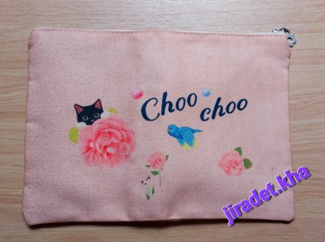 กระเป๋าผ้าลายแมว choo choo มีซิปรูดปิดเปิด ด้านในบุผ้าอย่างดี ขนาด 21.5×30 cm. สินค้าใหม่
 รูปที่ 3
