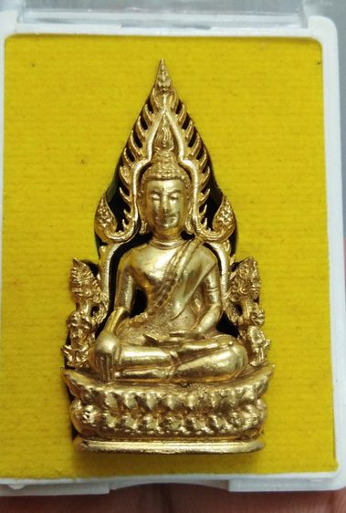 4080-พระพุทธชินราชเนื้อทองเหลือง สวยงามครับ พร้อมกล่อง รูปที่ 12