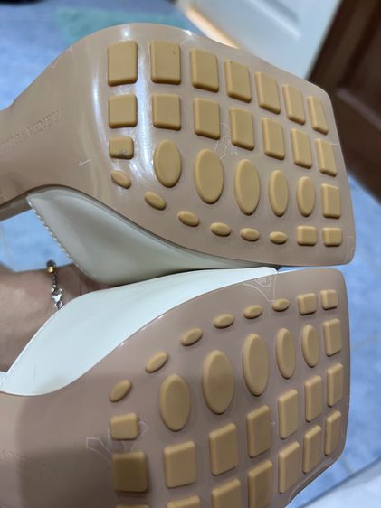 รองเท้าส้นสูง 10 cm รองเท้าแฟชั่น รองเท้าผู้หญิง รูปที่ 2