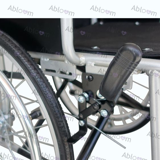 🔥 Clearance Sale 🔥 รถเข็น ผู้ป่วย พกพา พับพนักพิงหลังได้ รุ่น AB0206 Aluminum Wheelchair (สีดำ) รูปที่ 6