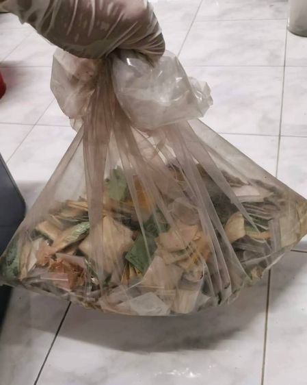 ราคาต่อ 1 แผ่น กระจกสโนลอยซ์ มีหลายขนาด หลายยี่ห้อ อะไหล่นาฬิกา  ราคาต่อ 1 แผ่น ของใหม่ เก่าเก็บ พร้อมซอง รูปที่ 3