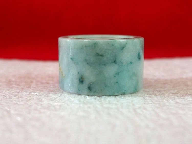 แหวนหยก  สวยงาม รูปที่ 5