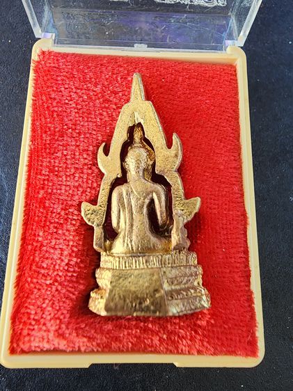 พระพุทธชินราช รุ่นเมตตามหาลาภ จังหวัด พิษณุโลก รุ่นเก่า เก่าเก็บ เดิมๆ พร้อมกล่อง หายาก สร้างน้อย รูปที่ 3