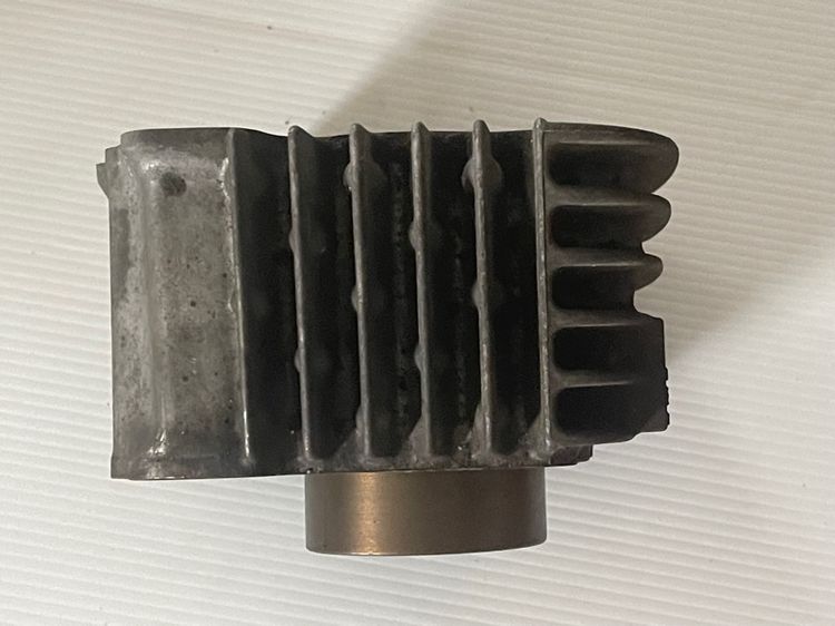 เสื้อสูบwave110i เวฟ110i แท้ รหัสKWB  รุ่นเก่าท่อรอดใต้เครื่อง รูปที่ 7