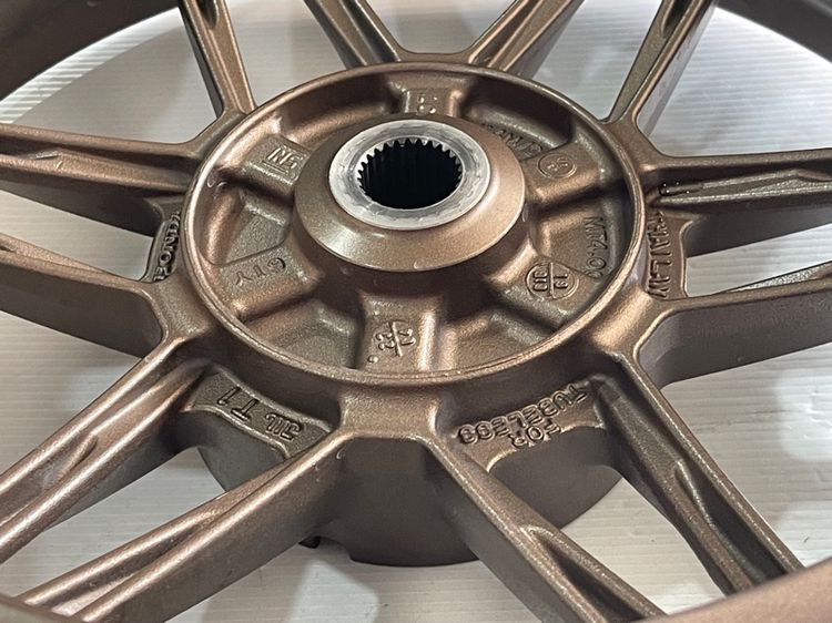 ล้อแม็กหลัง forza350 แท้ สีน้ำตาล รูปที่ 3