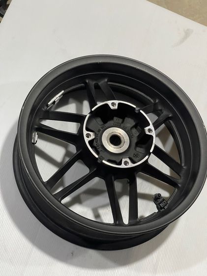 ล้อแม็กหลัง forza300 แท้ สีดำ พร้อมABS รูปที่ 5