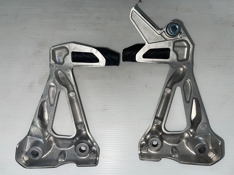 พักเท้า เวฟ110i wave 110i แท้ รูปที่ 2