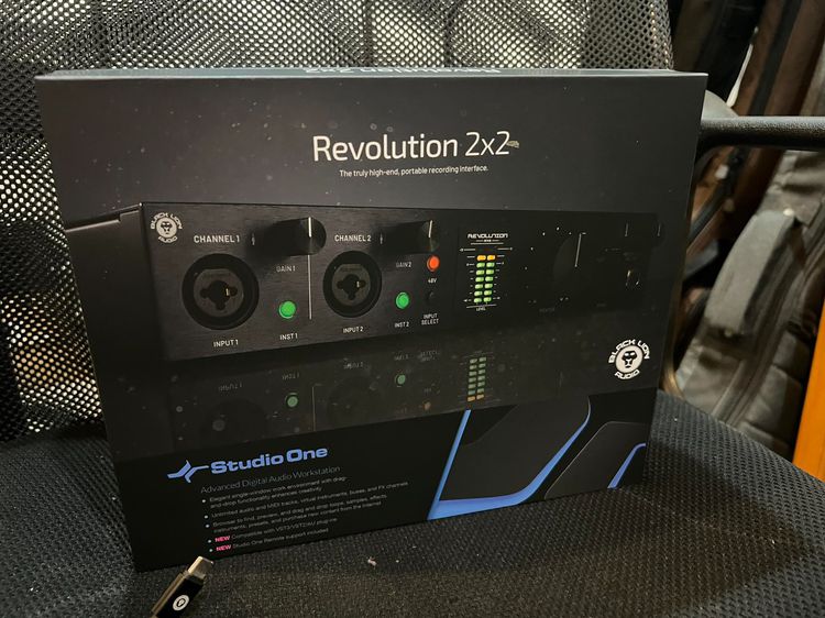 ขาย audio interface Black Lion Audio Revolution 2x2 ครบกล่อง รูปที่ 2