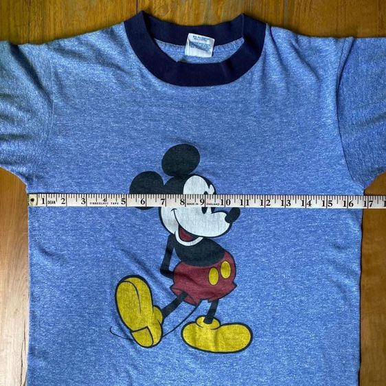 เสื้อยืดมิกกี้เมาส์ หน้าขาว เท้าเหลือง ผ้าเนื้อทราย สีฟ้า คอจั๊ม แขนจั๊ม ผ้า 50 50 Mickey Mouse Heather Blue Ringer T-Shirt ป้ายคอ Disney รูปที่ 9