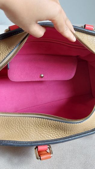 กระเป๋าถือ Loewe ทรงหมอน สีสวย รูปที่ 10