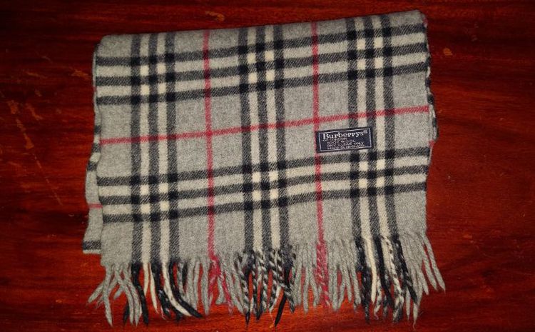 ผ้าพันคอ Burberry ผ้าวูล สีเทา รูปที่ 2