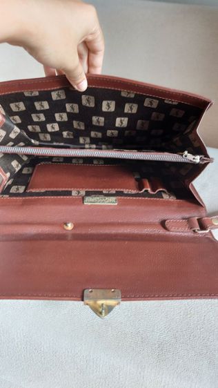 กระเป๋าครัช yves saint laurent  รูปที่ 9