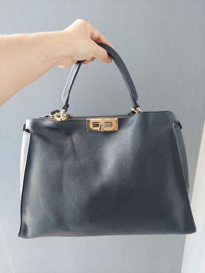 กระเป๋า Fendi สีดำ  รูปที่ 12