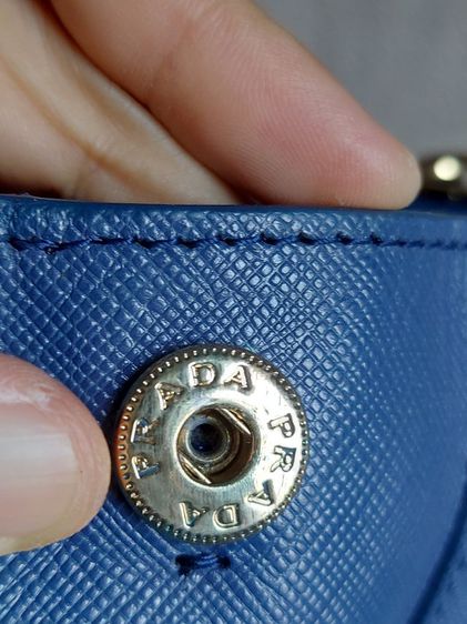 กระเป๋าถือ Prada saffiano สีน้ำเงินเข้ม รูปที่ 11