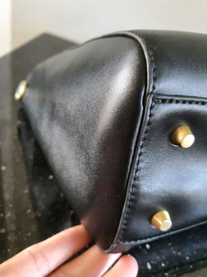 กระเป๋าถือ marja kurki สีดำอะไหล่ทอง รูปที่ 9