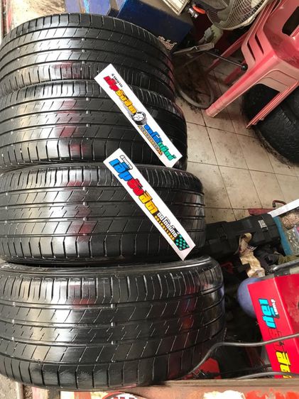 ยาง225 50 17 DUNLOP LM705 ปี23