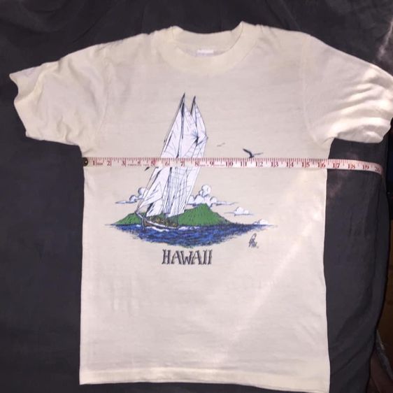 เสื้อยืดคอกลมแขนสั้น ผ้าบาง สกรีนลาย เรือใบ วิวทะเล HAWAII ตอกนกแก้ว POLY TEES HAWAII ผ้า 50 50 ป้ายคอ t-crew Sunstrokes รูปที่ 15