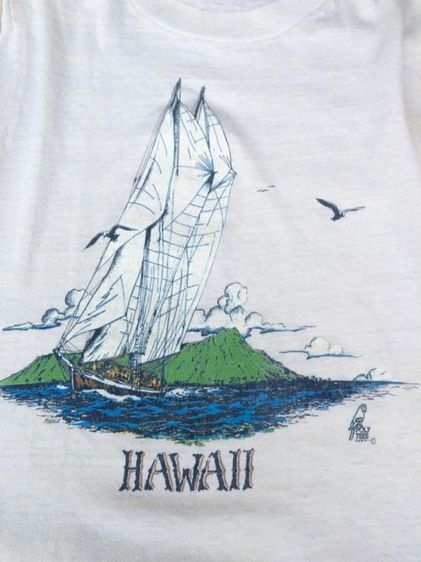 เสื้อยืดคอกลมแขนสั้น ผ้าบาง สกรีนลาย เรือใบ วิวทะเล HAWAII ตอกนกแก้ว POLY TEES HAWAII ผ้า 50 50 ป้ายคอ t-crew Sunstrokes รูปที่ 10
