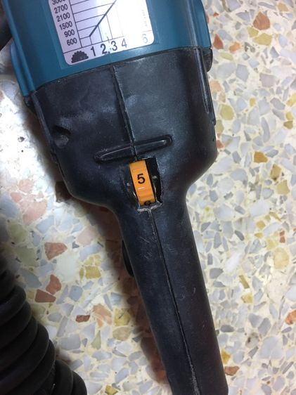 เครื่องขัดสีปรับช้าเร็วได้ makita 9227C 180mm สภาพดีพร้อมใช้งาน รูปที่ 4
