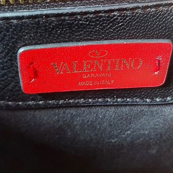 กระเป๋า Valentino Garavani ทรงบุนวม งาน Rare  รูปที่ 10