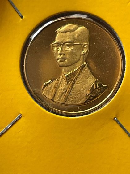 เหรียญในหลวงรัชกาลที่ 9 ที่ระลึก ชุบทองงานจิวเวลรี่ รูปที่ 2