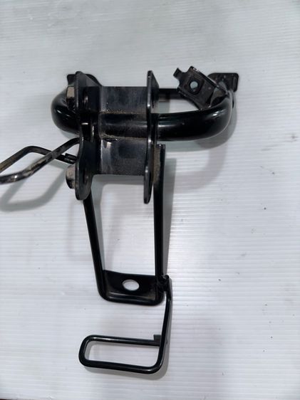 ขายึดบังลมหน้า ขายึดฝาครอบไฟหน้าscoopy i แท้ ปี2009-2020 รูปที่ 5