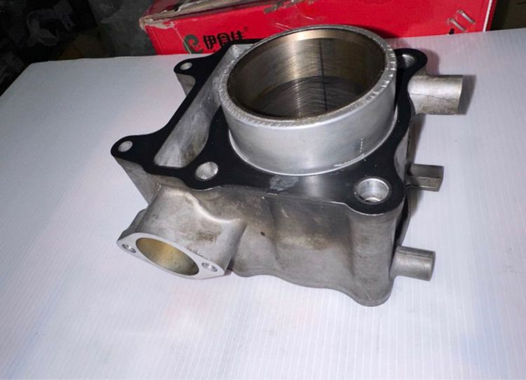 เสื้อสูบคลิก125i แท้ รหัสKZR รูปที่ 3