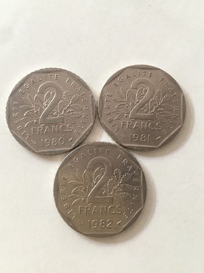 เหรียญต่างประเทศฝรั่งเศษ  2 FRANCS  ปี 1980-1981-1982 เหรียญสวยตามรูปค่ะ รูปที่ 6