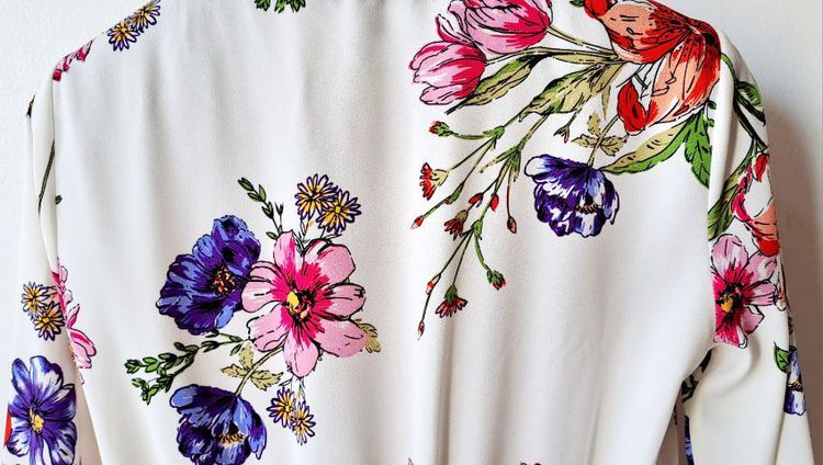 ส่งต่อเสื้อ Dorothy  Perkins รูปที่ 4