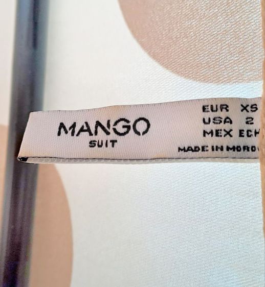 ส่งต่อเสื้อ Mango  ผ้าซิลค์ซาติน รูปที่ 4